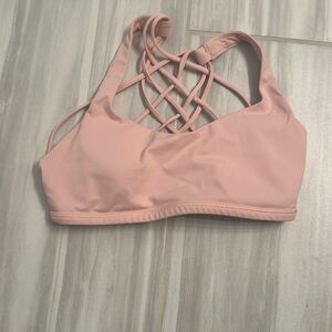 Lululemon Free to Be bra size 4